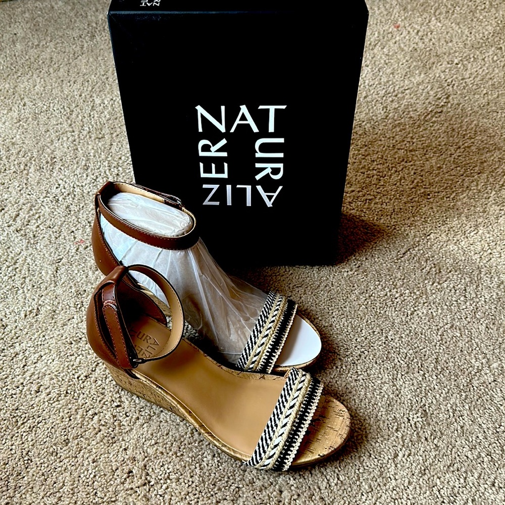 Brand new Naturalizer wedges